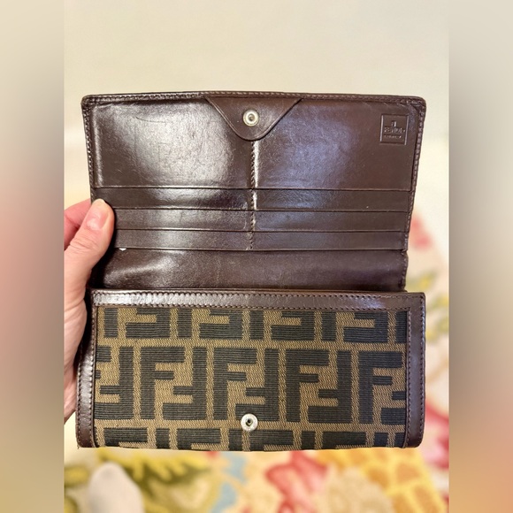 FENDI Vintage Zucca Canvas Leather Long Brown Wallet - Picture 8 of 16
